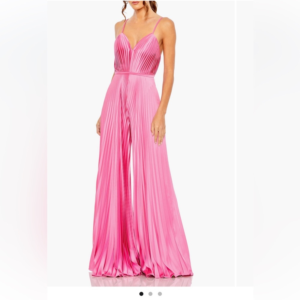 Mac Duggal Pink Pleated V-Neck Wide-Leg Jumpsuit
